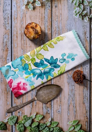 White with Multicolor Floral Print Cotton Table Napkin, 28 * 20 Inches, Set of 4